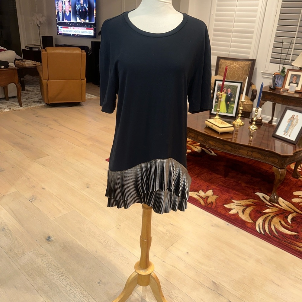 Jil Sander Black and Silver Tunic Top